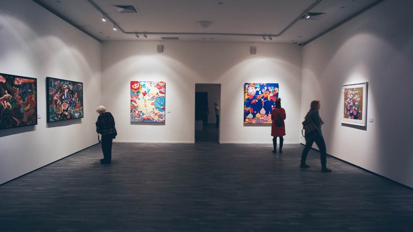 Fly Me to the Moon — Jacky Tsai’s Moscow Museum Debut