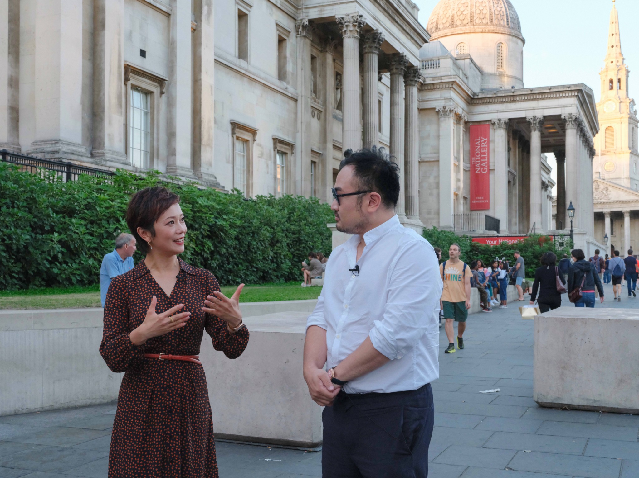 Jacky Tsai and the Jasmine Lounge presenter outside the National Gallery in London